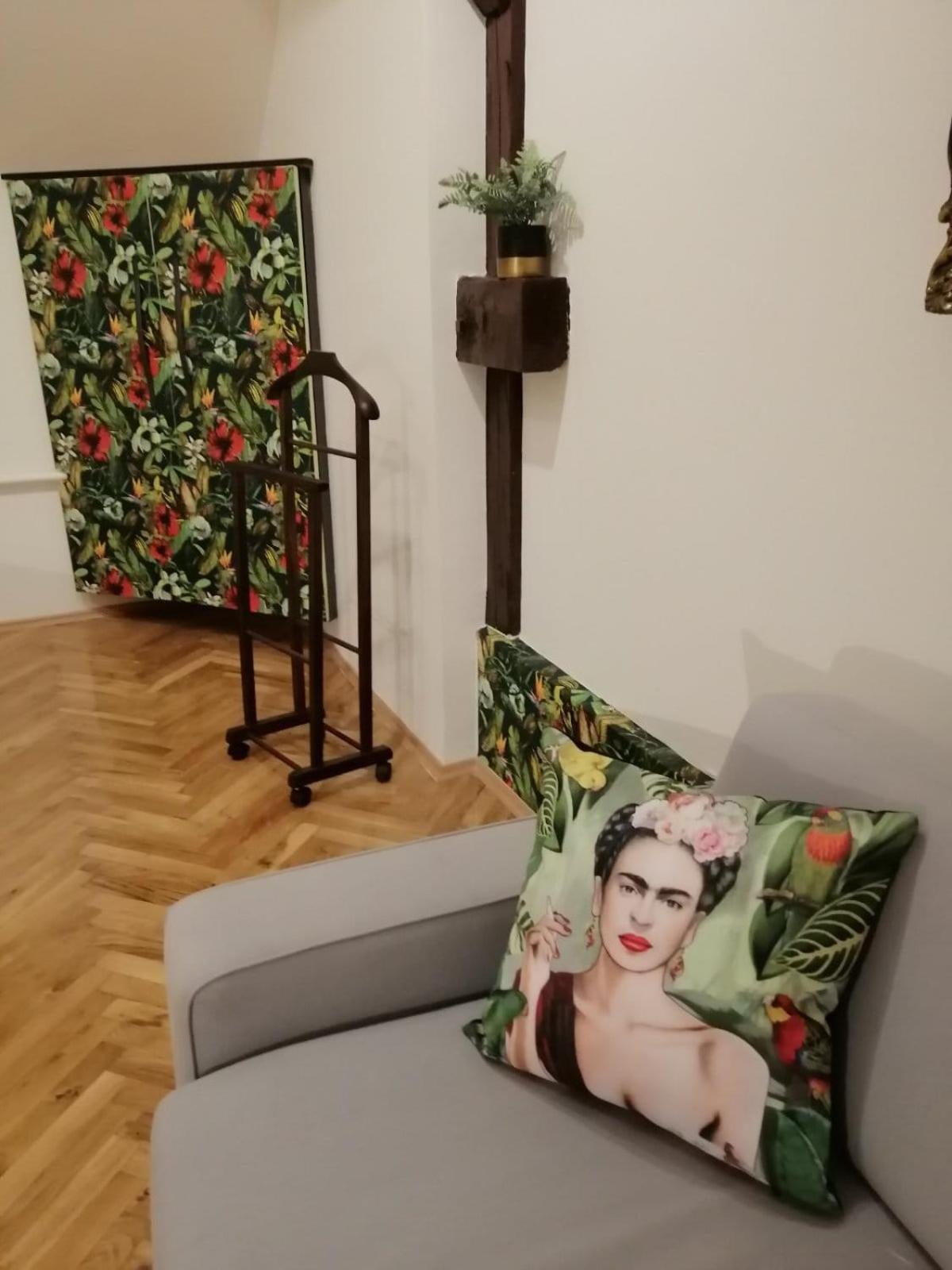 Novistay Apartment *